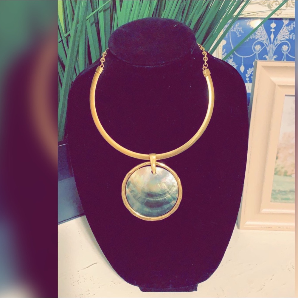 Beautiful necklace for any occasion